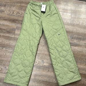 Nike Sportswear Women's Essential Quilted High-Waisted Open-Hem Pants size small